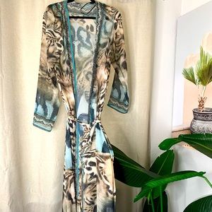 Gorgeous Tiger print cover Up robe